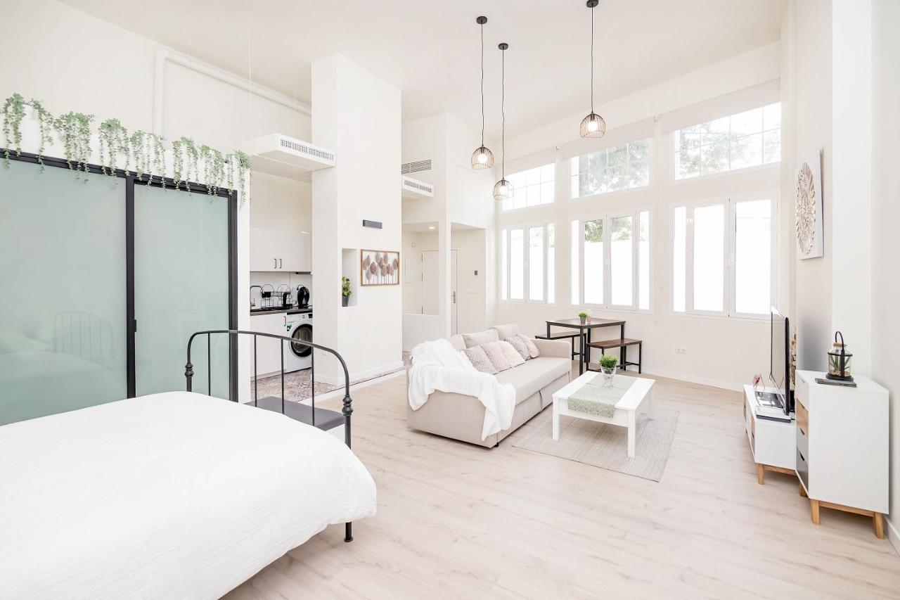 Bhost - Loft El Angel Apartment Malaga Bagian luar foto