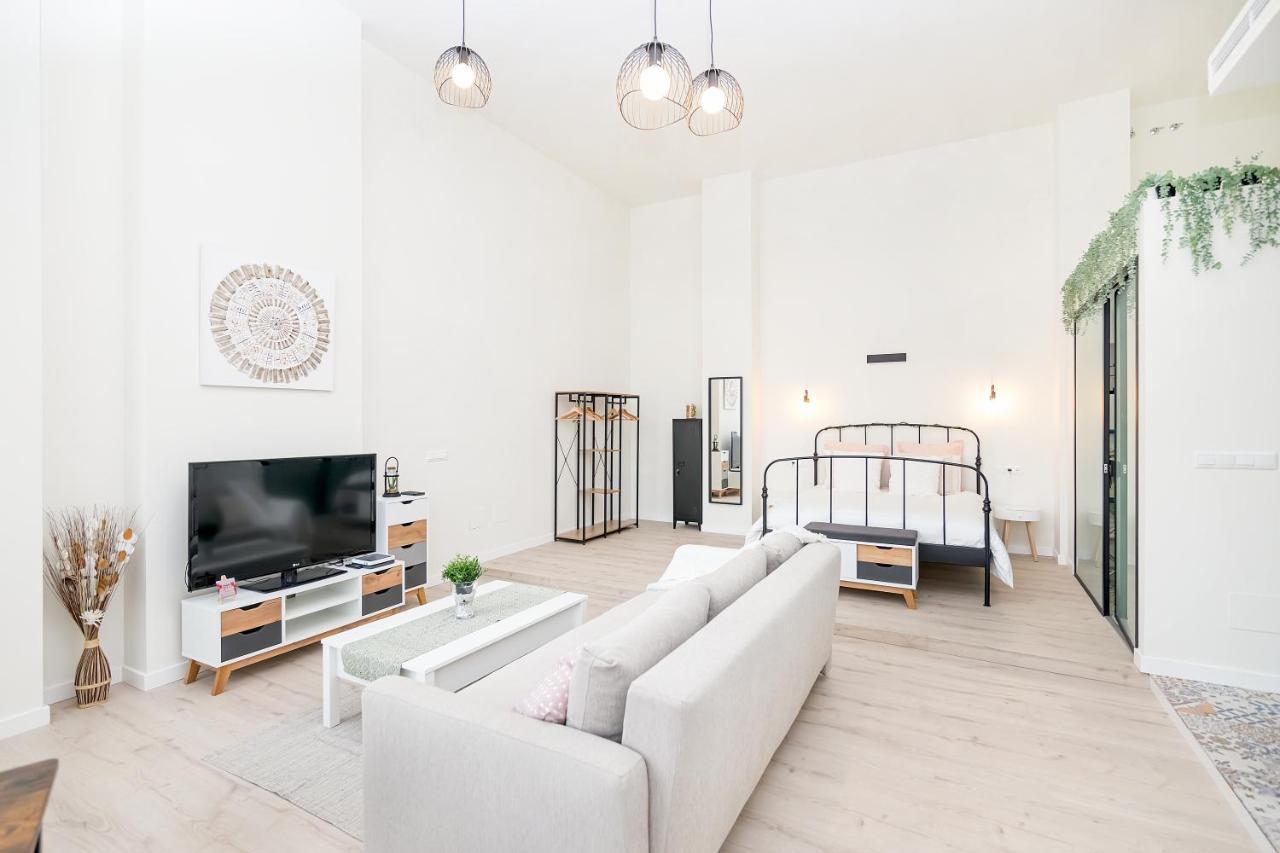Bhost - Loft El Angel Apartment Malaga Bagian luar foto