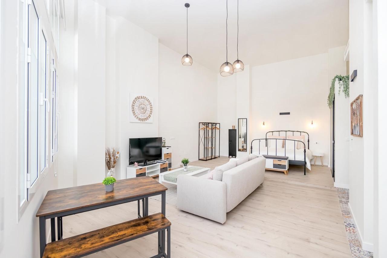Bhost - Loft El Angel Apartment Malaga Bagian luar foto