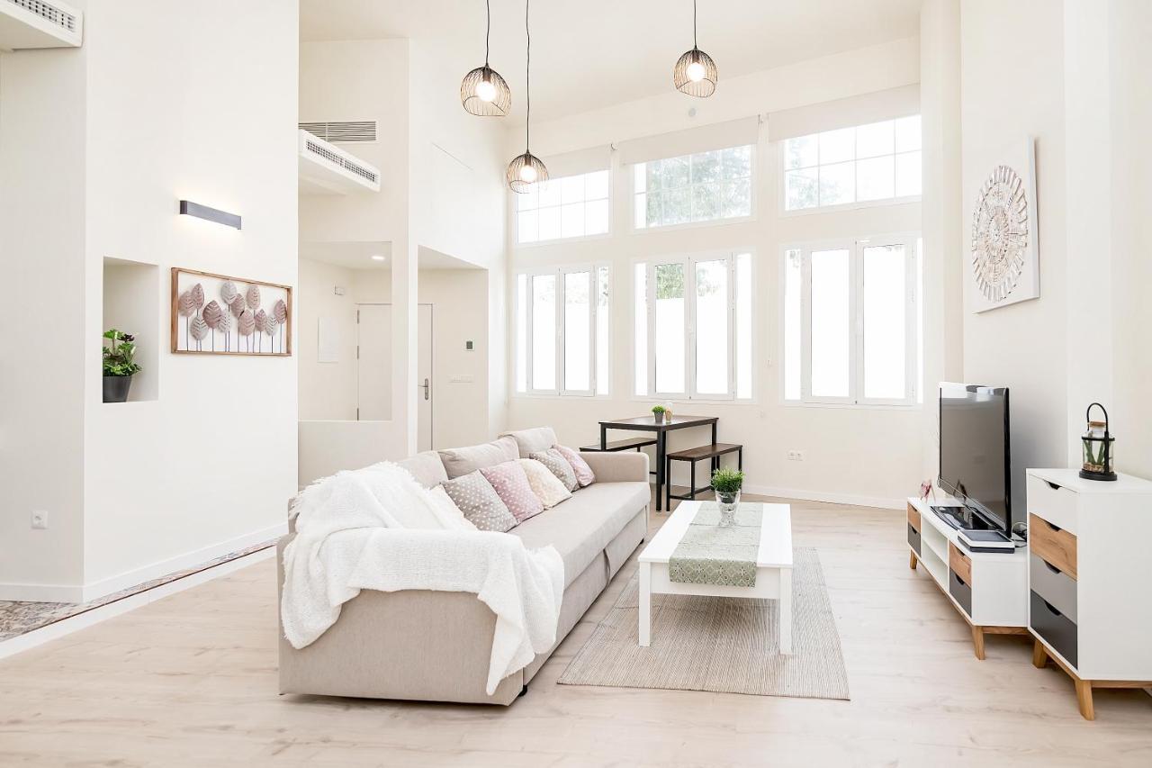 Bhost - Loft El Angel Apartment Malaga Bagian luar foto